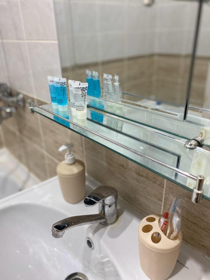 Суперкомфортная 1-Ком Квартира В Самом Центре Г.Алматы Almaty Esterno foto